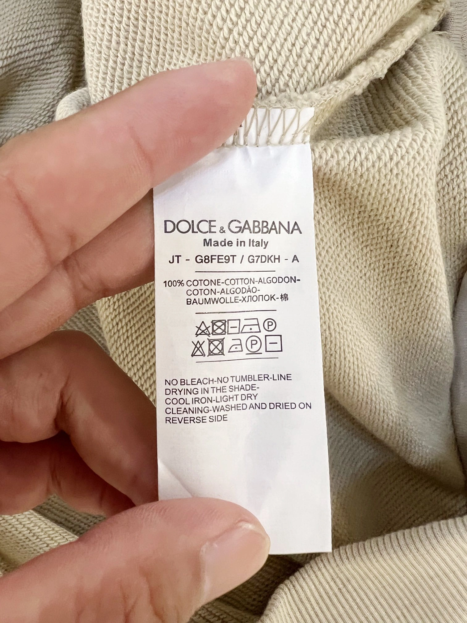 wg.luxury- 4o835& embroidery logo item:D-F409J1907